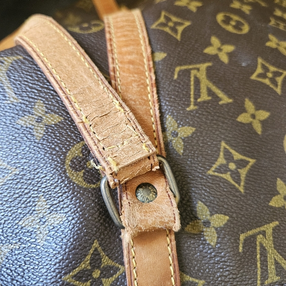 LV SHOPPING TOTE WITH RED AUTHENTIC BAG TAG (key chain not LV) - Picture 12 of 16